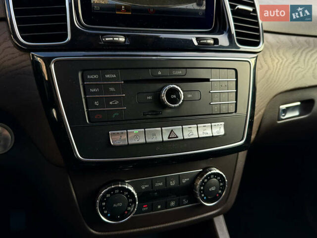 Мерседес ГЛЕ-Класс 2015 в Харькове на Automoto.ua Белый Мерседес ГЛЕ-Класс, объемом двигателя 2.14 л и пробегом 193 тыс. км за 26500 $, фото 24 на Automoto.ua