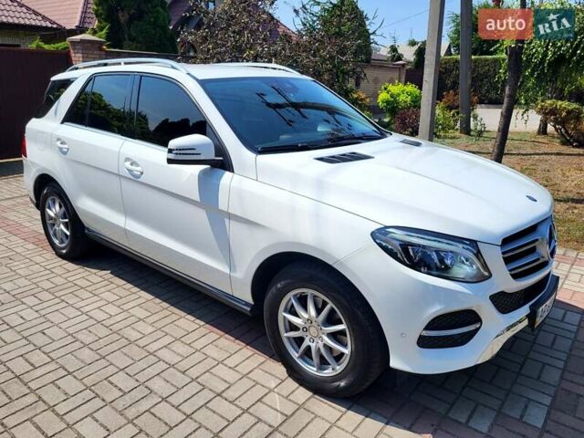 Белый Мерседес ГЛЕ-Класс, объемом двигателя 2.14 л и пробегом 103 тыс. км за 25100 $, фото 4 на Automoto.ua