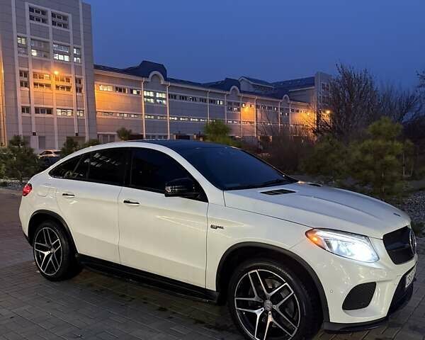 Белый Мерседес ГЛЕ-Класс, объемом двигателя 3 л и пробегом 182 тыс. км за 37000 $, фото 17 на Automoto.ua