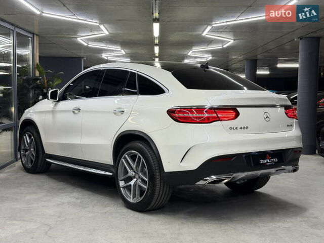 Белый Мерседес ГЛЕ-Класс, объемом двигателя 3 л и пробегом 114 тыс. км за 36500 $, фото 10 на Automoto.ua