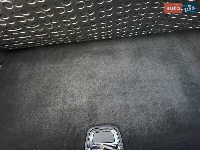 Белый Мерседес ГЛЕ-Класс, объемом двигателя 3 л и пробегом 155 тыс. км за 45900 $, фото 91 на Automoto.ua