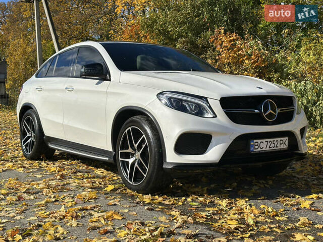 Мерседес ГЛЕ-Класс 2015 в Стрые на Automoto.ua Белый Мерседес ГЛЕ-Класс, объемом двигателя 3 л и пробегом 155 тыс. км за 46900 $, фото 30 на Automoto.ua