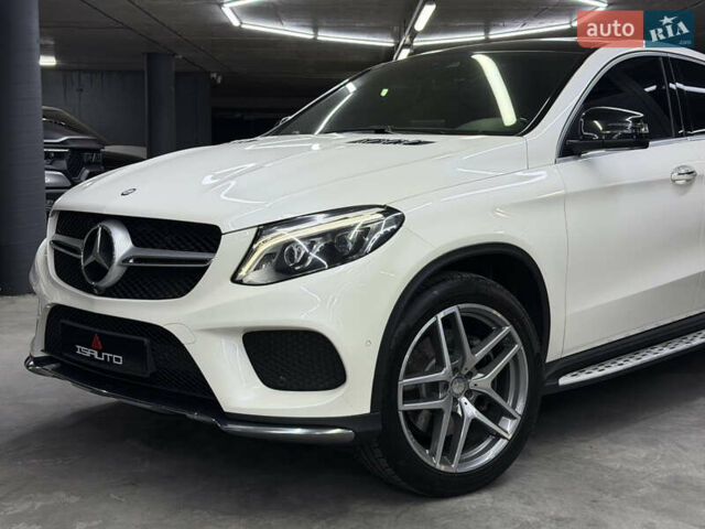 Белый Мерседес ГЛЕ-Класс, объемом двигателя 3 л и пробегом 114 тыс. км за 36500 $, фото 8 на Automoto.ua