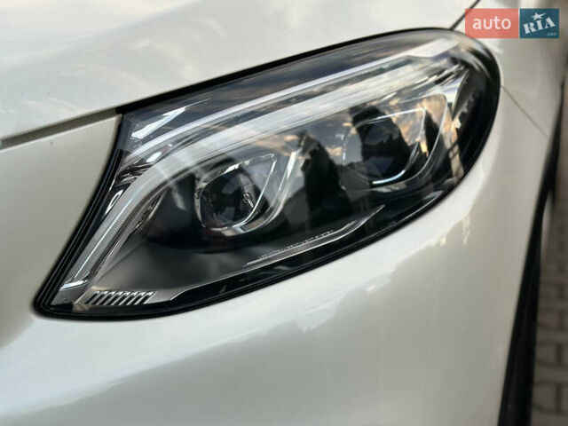 Белый Мерседес ГЛЕ-Класс, объемом двигателя 3 л и пробегом 155 тыс. км за 45900 $, фото 35 на Automoto.ua