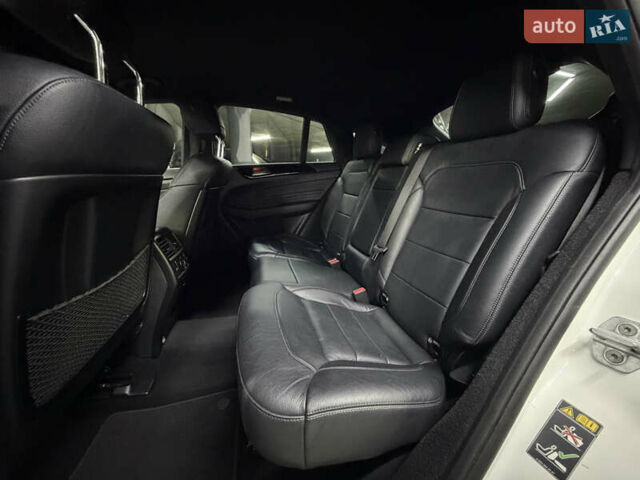 Белый Мерседес ГЛЕ-Класс, объемом двигателя 3 л и пробегом 114 тыс. км за 36500 $, фото 21 на Automoto.ua