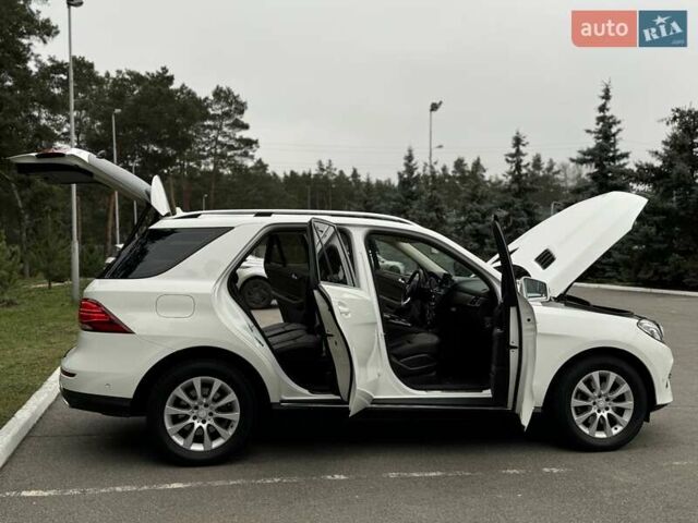 Белый Мерседес ГЛЕ-Класс, объемом двигателя 2.2 л и пробегом 88 тыс. км за 29900 $, фото 32 на Automoto.ua