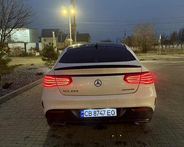 Белый Мерседес ГЛЕ-Класс, объемом двигателя 3 л и пробегом 182 тыс. км за 37000 $, фото 10 на Automoto.ua