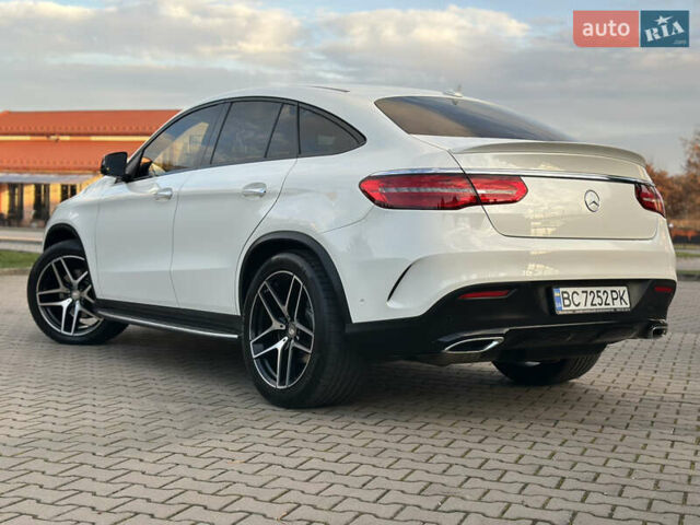Белый Мерседес ГЛЕ-Класс, объемом двигателя 3 л и пробегом 155 тыс. км за 45900 $, фото 23 на Automoto.ua