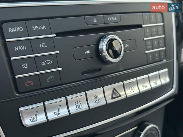 Белый Мерседес ГЛЕ-Класс, объемом двигателя 3 л и пробегом 155 тыс. км за 45900 $, фото 69 на Automoto.ua