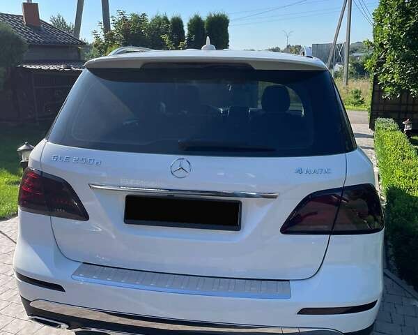 Белый Мерседес ГЛЕ-Класс, объемом двигателя 2.14 л и пробегом 260 тыс. км за 25950 $, фото 5 на Automoto.ua
