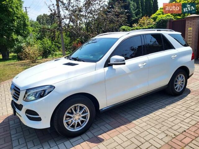 Белый Мерседес ГЛЕ-Класс, объемом двигателя 2.14 л и пробегом 103 тыс. км за 25100 $, фото 2 на Automoto.ua