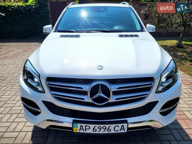 Белый Мерседес ГЛЕ-Класс, объемом двигателя 2.14 л и пробегом 103 тыс. км за 25100 $, фото 3 на Automoto.ua