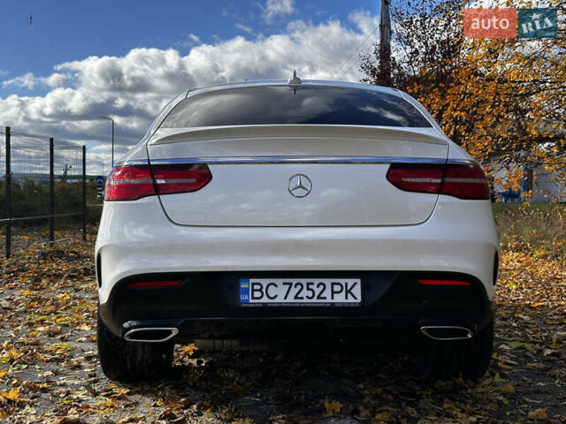 Мерседес ГЛЕ-Класс 2015 в Стрые на Automoto.ua Белый Мерседес ГЛЕ-Класс, объемом двигателя 3 л и пробегом 155 тыс. км за 46900 $, фото 37 на Automoto.ua