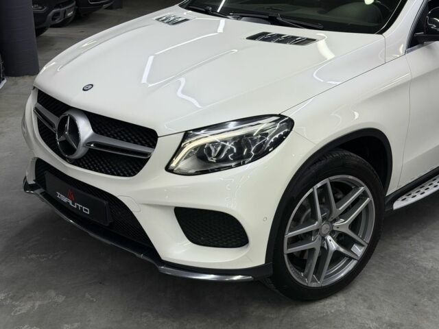 Белый Мерседес ГЛЕ-Класс, объемом двигателя 3 л и пробегом 114 тыс. км за 36500 $, фото 5 на Automoto.ua