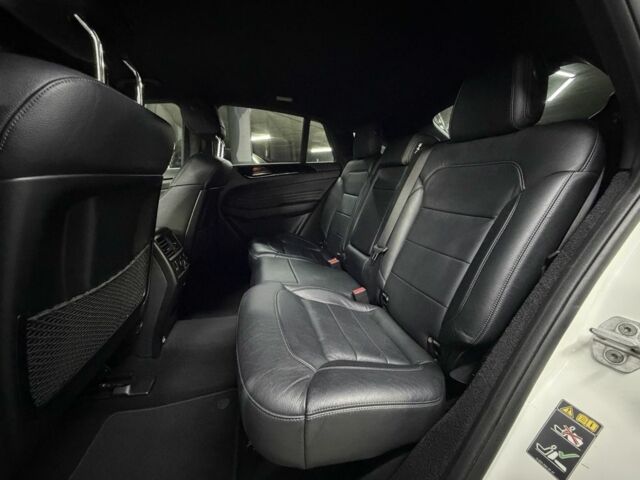 Белый Мерседес ГЛЕ-Класс, объемом двигателя 3 л и пробегом 114 тыс. км за 36500 $, фото 18 на Automoto.ua