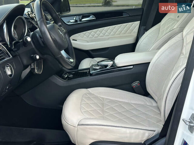 Белый Мерседес ГЛЕ-Класс, объемом двигателя 3 л и пробегом 155 тыс. км за 45900 $, фото 73 на Automoto.ua