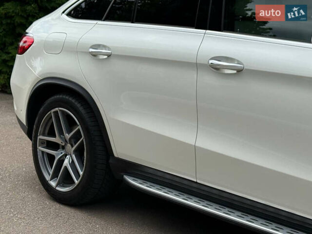 Белый Мерседес ГЛЕ-Класс, объемом двигателя 3 л и пробегом 175 тыс. км за 37800 $, фото 43 на Automoto.ua