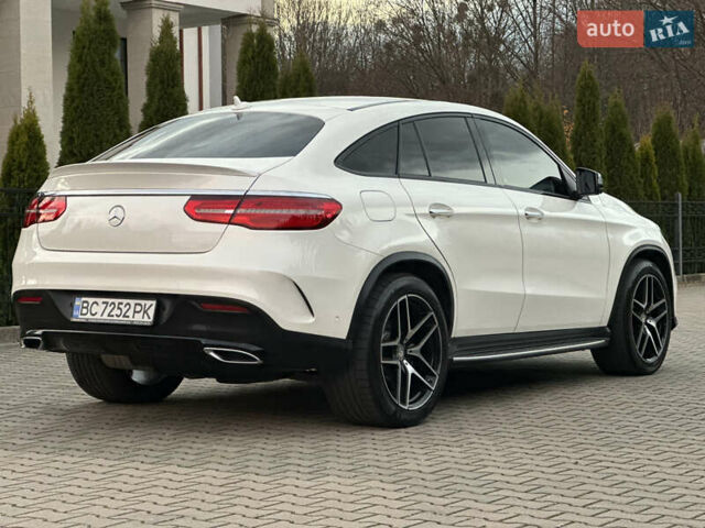Белый Мерседес ГЛЕ-Класс, объемом двигателя 3 л и пробегом 155 тыс. км за 45900 $, фото 63 на Automoto.ua