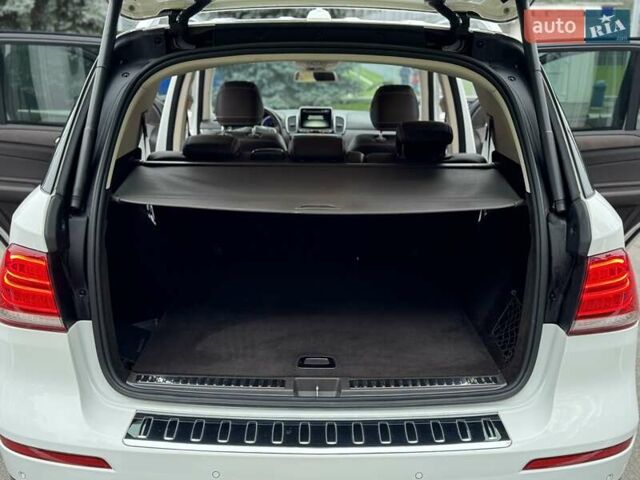 Белый Мерседес ГЛЕ-Класс, объемом двигателя 2.2 л и пробегом 88 тыс. км за 29900 $, фото 30 на Automoto.ua