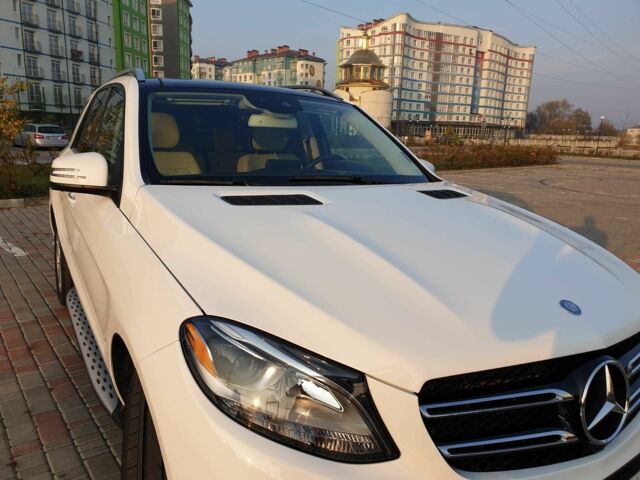 Белый Мерседес ГЛЕ-Класс, объемом двигателя 3.5 л и пробегом 108 тыс. км за 27499 $, фото 7 на Automoto.ua