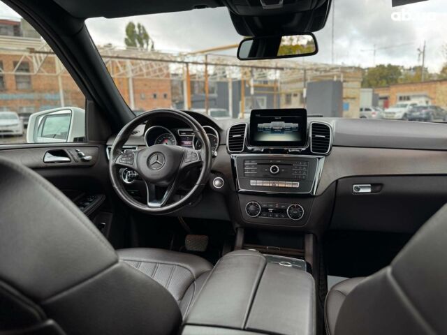 Белый Мерседес ГЛЕ-Класс, объемом двигателя 2.1 л и пробегом 101 тыс. км за 31990 $, фото 53 на Automoto.ua