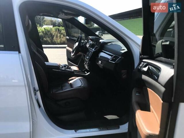 Белый Мерседес ГЛЕ-Класс, объемом двигателя 3 л и пробегом 188 тыс. км за 29500 $, фото 38 на Automoto.ua