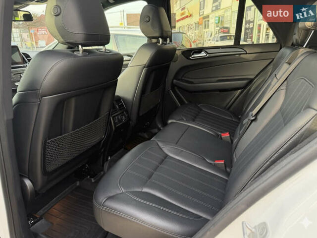 Белый Мерседес ГЛЕ-Класс, объемом двигателя 2.99 л и пробегом 139 тыс. км за 41000 $, фото 13 на Automoto.ua