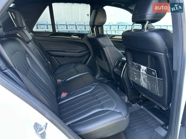 Білий Мерседес ГЛЕ-Клас, об'ємом двигуна 3.5 л та пробігом 237 тис. км за 22900 $, фото 62 на Automoto.ua