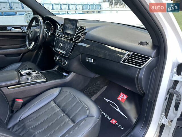 Білий Мерседес ГЛЕ-Клас, об'ємом двигуна 3.5 л та пробігом 237 тис. км за 22900 $, фото 65 на Automoto.ua