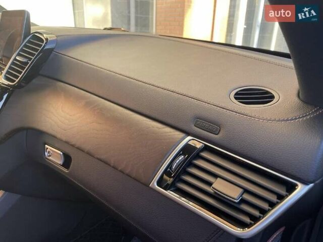 Мерседес ГЛЕ-Класс 2016 в Белой Церкве на Automoto.ua Белый Мерседес ГЛЕ-Класс, объемом двигателя 2.14 л и пробегом 198 тыс. км за 32999 $, фото 7 на Automoto.ua