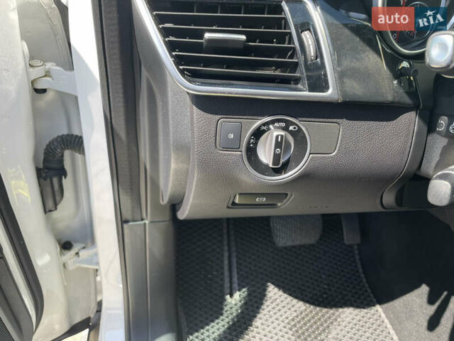 Белый Мерседес ГЛЕ-Класс, объемом двигателя 3.5 л и пробегом 100 тыс. км за 40500 $, фото 14 на Automoto.ua