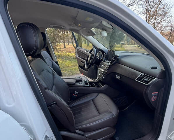 Білий Мерседес ГЛЕ-Клас, об'ємом двигуна 2.14 л та пробігом 169 тис. км за 33500 $, фото 9 на Automoto.ua