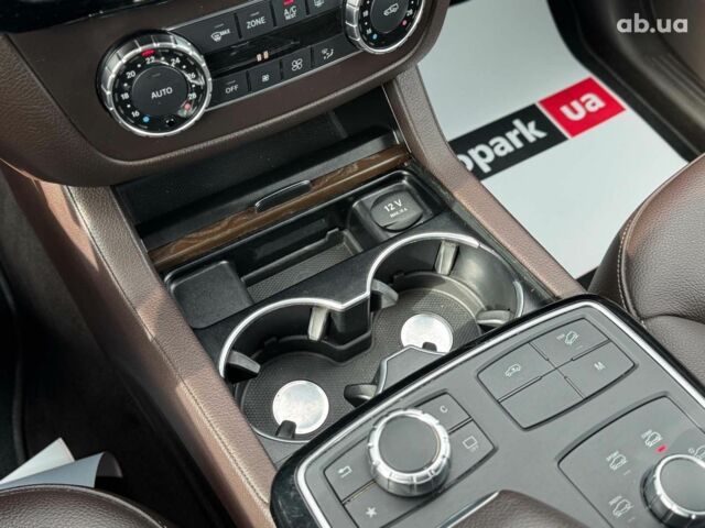 Белый Мерседес ГЛЕ-Класс, объемом двигателя 2.1 л и пробегом 101 тыс. км за 31990 $, фото 30 на Automoto.ua