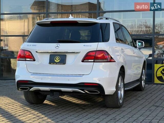 Белый Мерседес ГЛЕ-Класс, объемом двигателя 3.5 л и пробегом 111 тыс. км за 28000 $, фото 6 на Automoto.ua