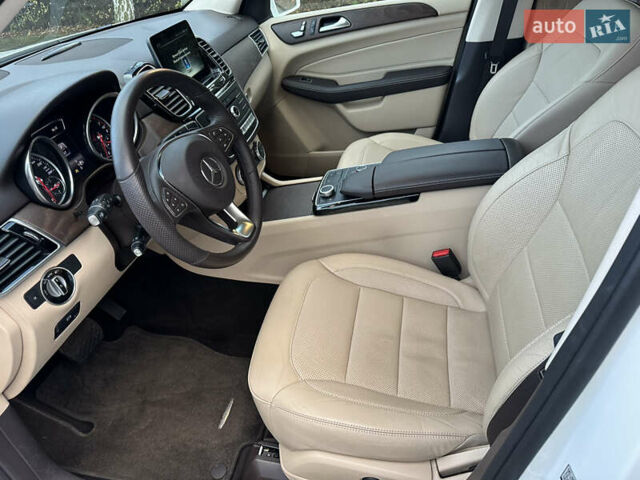 Белый Мерседес ГЛЕ-Класс, объемом двигателя 3 л и пробегом 59 тыс. км за 38500 $, фото 7 на Automoto.ua