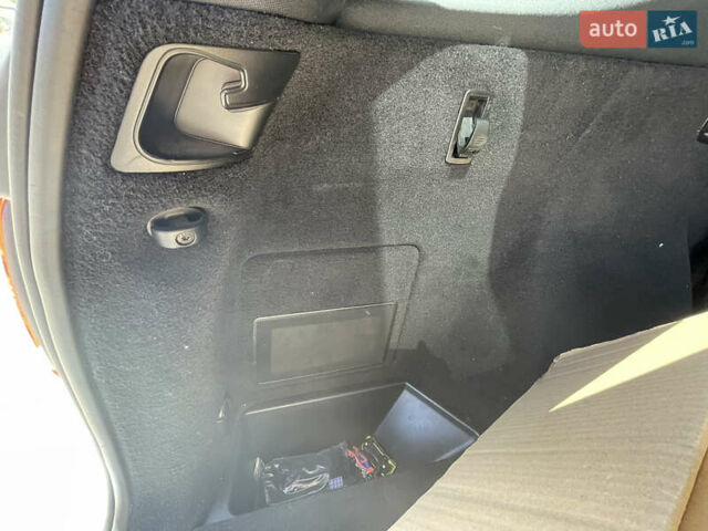 Белый Мерседес ГЛЕ-Класс, объемом двигателя 3.5 л и пробегом 100 тыс. км за 40500 $, фото 10 на Automoto.ua