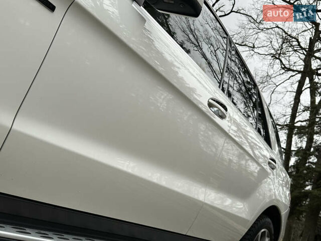 Белый Мерседес ГЛЕ-Класс, объемом двигателя 3 л и пробегом 198 тыс. км за 26500 $, фото 15 на Automoto.ua