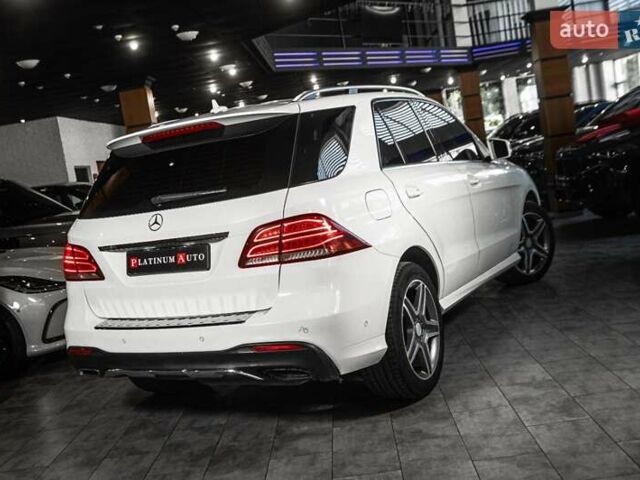 Белый Мерседес ГЛЕ-Класс, объемом двигателя 2.14 л и пробегом 179 тыс. км за 27900 $, фото 23 на Automoto.ua