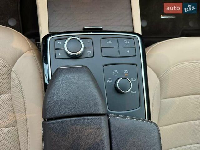 Белый Мерседес ГЛЕ-Класс, объемом двигателя 3 л и пробегом 59 тыс. км за 38300 $, фото 14 на Automoto.ua