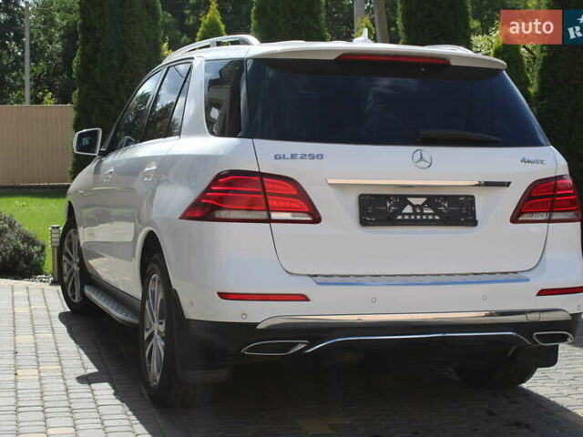 Белый Мерседес ГЛЕ-Класс, объемом двигателя 2.2 л и пробегом 123 тыс. км за 30900 $, фото 3 на Automoto.ua