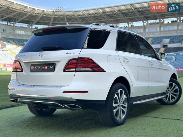 Білий Мерседес ГЛЕ-Клас, об'ємом двигуна 3.5 л та пробігом 237 тис. км за 22900 $, фото 23 на Automoto.ua
