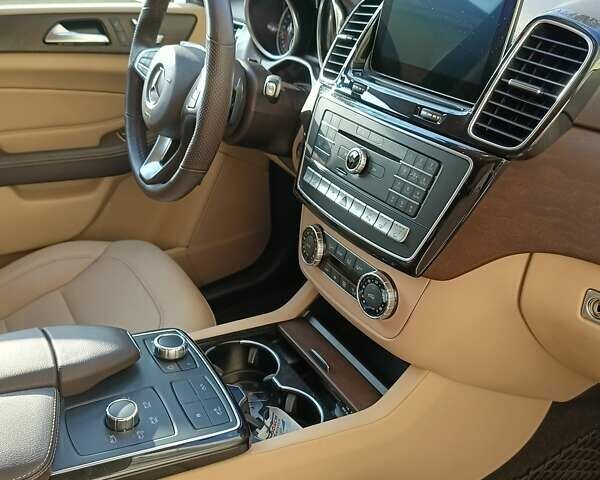 Белый Мерседес ГЛЕ-Класс, объемом двигателя 3 л и пробегом 59 тыс. км за 38300 $, фото 23 на Automoto.ua