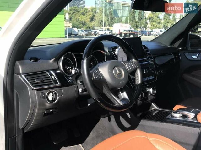 Белый Мерседес ГЛЕ-Класс, объемом двигателя 3 л и пробегом 188 тыс. км за 29500 $, фото 28 на Automoto.ua