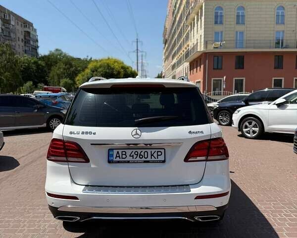Белый Мерседес ГЛЕ-Класс, объемом двигателя 2.14 л и пробегом 70 тыс. км за 33500 $, фото 7 на Automoto.ua
