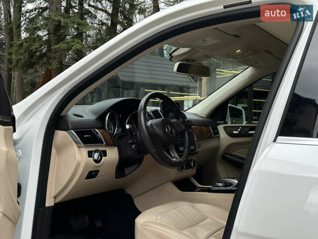 Белый Мерседес ГЛЕ-Класс, объемом двигателя 3 л и пробегом 198 тыс. км за 26500 $, фото 80 на Automoto.ua
