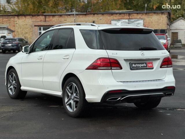 Белый Мерседес ГЛЕ-Класс, объемом двигателя 2.1 л и пробегом 101 тыс. км за 31990 $, фото 9 на Automoto.ua