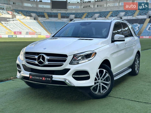 Білий Мерседес ГЛЕ-Клас, об'ємом двигуна 3.5 л та пробігом 237 тис. км за 22900 $, фото 17 на Automoto.ua