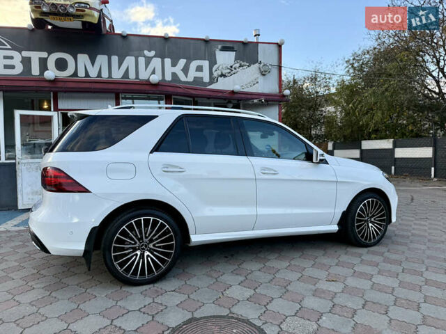 Белый Мерседес ГЛЕ-Класс, объемом двигателя 2.14 л и пробегом 250 тыс. км за 27800 $, фото 7 на Automoto.ua