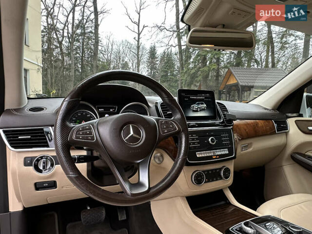 Белый Мерседес ГЛЕ-Класс, объемом двигателя 3 л и пробегом 198 тыс. км за 26500 $, фото 85 на Automoto.ua