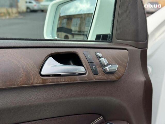 Белый Мерседес ГЛЕ-Класс, объемом двигателя 2.1 л и пробегом 101 тыс. км за 31990 $, фото 26 на Automoto.ua